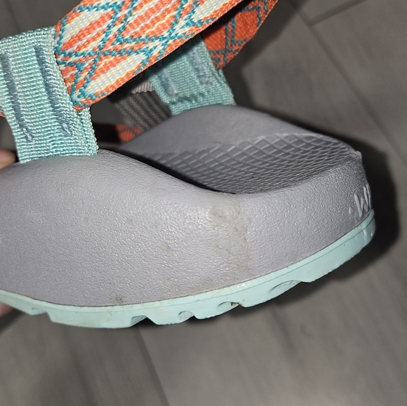 🧡Chaco Womens Size 8 Strappy Orange Gray & Teal GUC🧡 - Picture 8 of 9